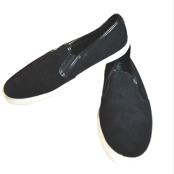 Michael Kors Black and White Sneakers Sleek Design 8.5 M - Picture 1 of 12